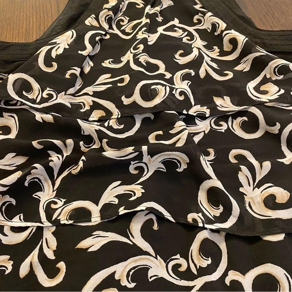 White House Black Market Black Tan Ruffled Tank Top Size Medium - Picture 7 of 9